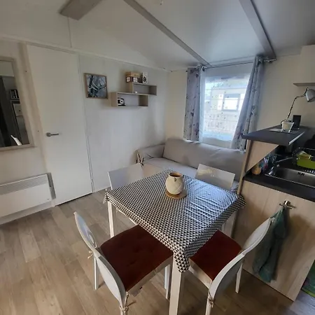 Mobil-home Montmartin-sur-mer キャンプ場 Hauteville-sur-Mer